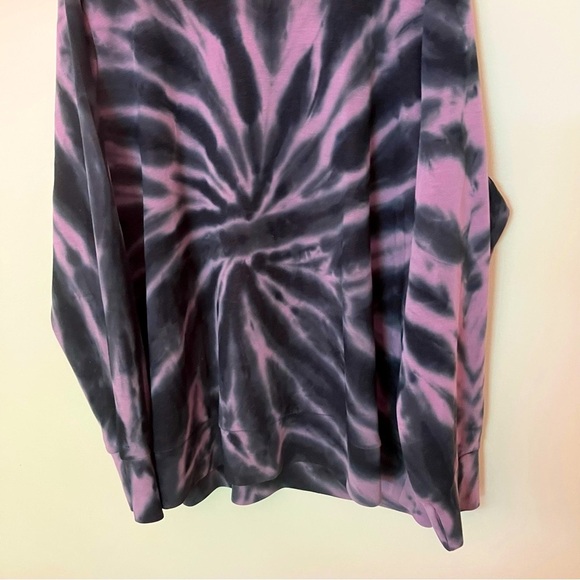 Torrid Women Plus Size Black and Purple Oversized Tie Dye Pullover Sweatshirt 4X - Picture 5 of 9